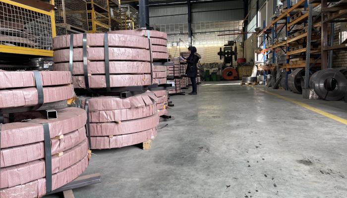 انبار مواد اولیه